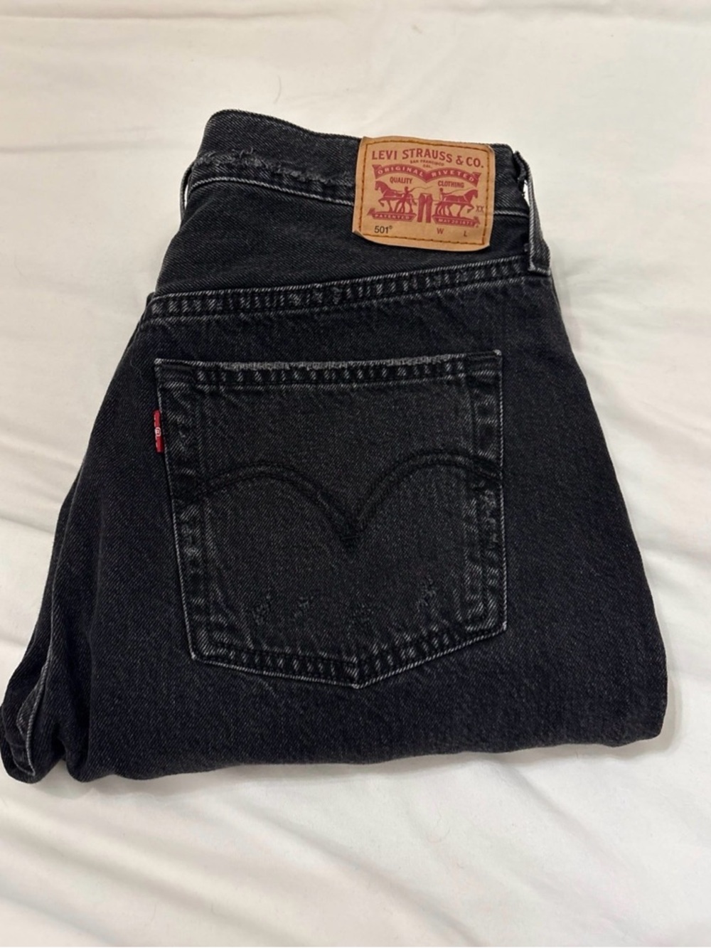 Levi's Straight Leg Women's Jeans in Black Wash